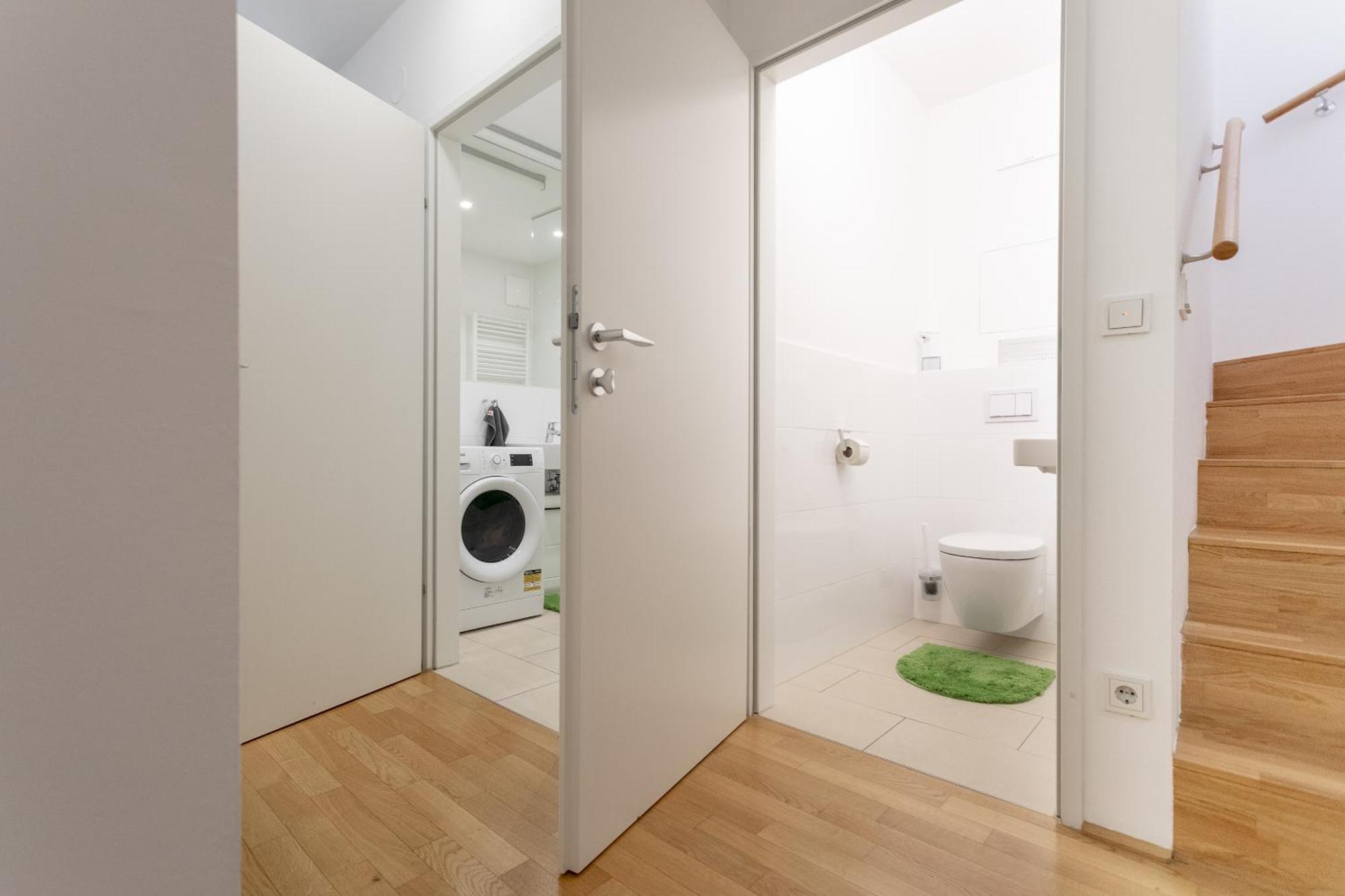 Private Room With Ac- Microwave, Personal Fridge & Metro Access - 7 Min To Center Vienna Esterno foto