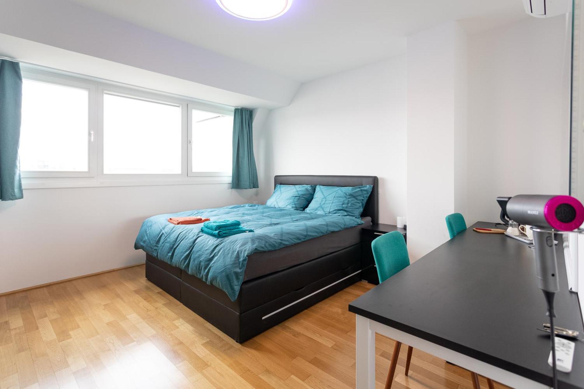Private Room With Ac- Microwave, Personal Fridge & Metro Access - 7 Min To Center Vienna Esterno foto